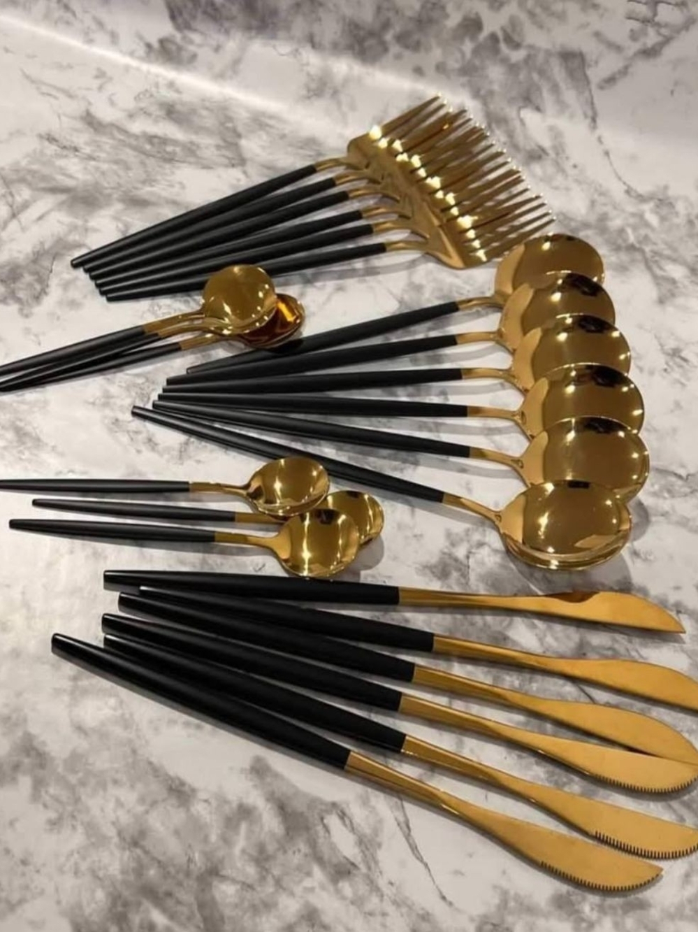 24 Pieces Stainless Steel Gold and Black Flatware Cutlery Set